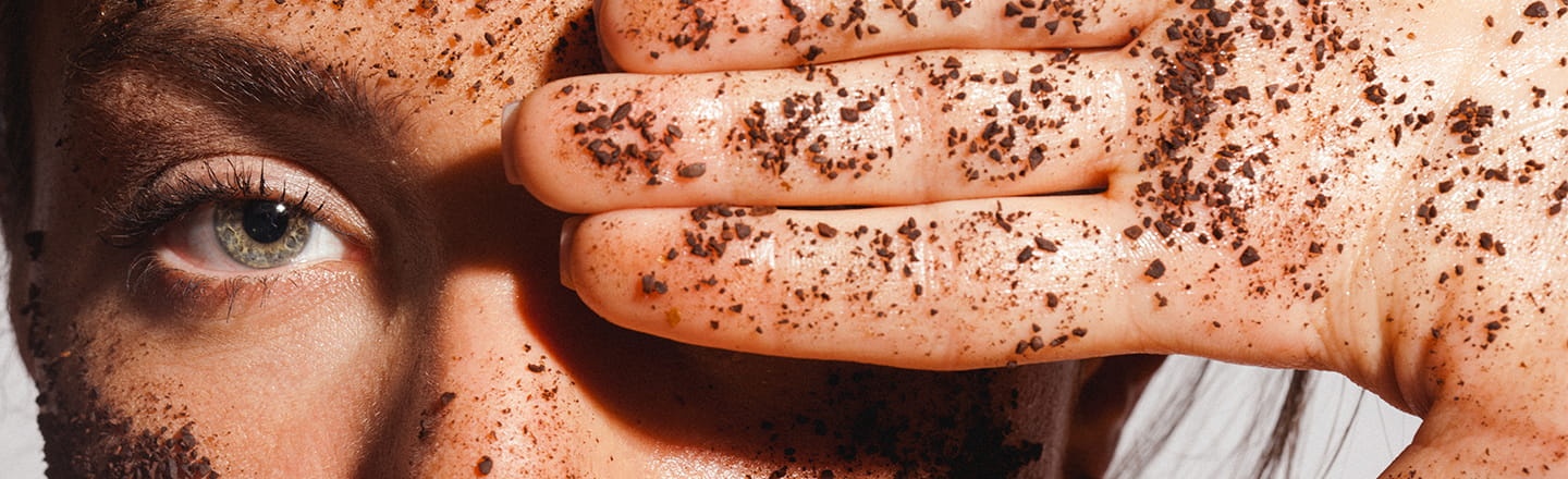 Beneficios de exfoliar la piel