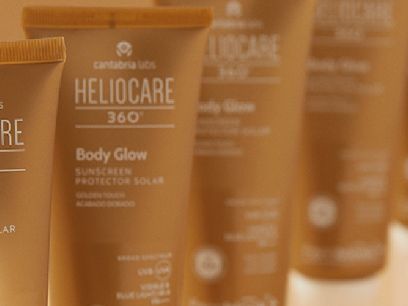 16.-broncear-con-protector-solar-50