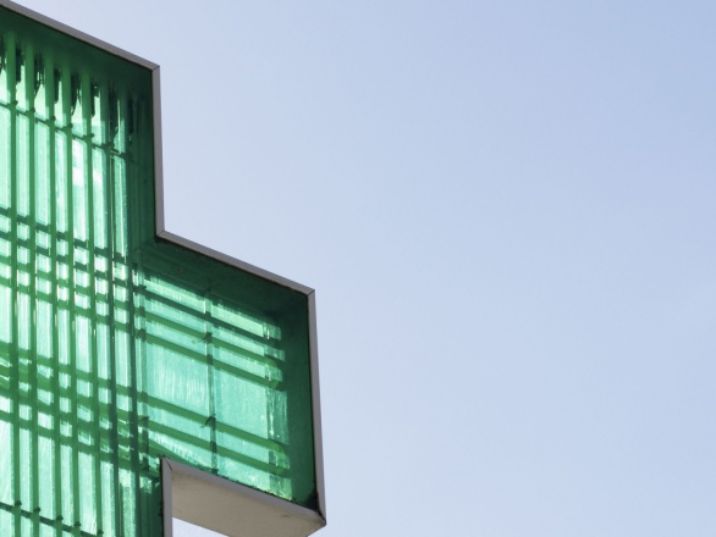 476.-cual-es-la-mision-del-farmaceutico-ante-la-proteccion-solar-ana-fernandez-gil