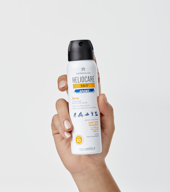 Protector solar corporal en spray para deportistas
